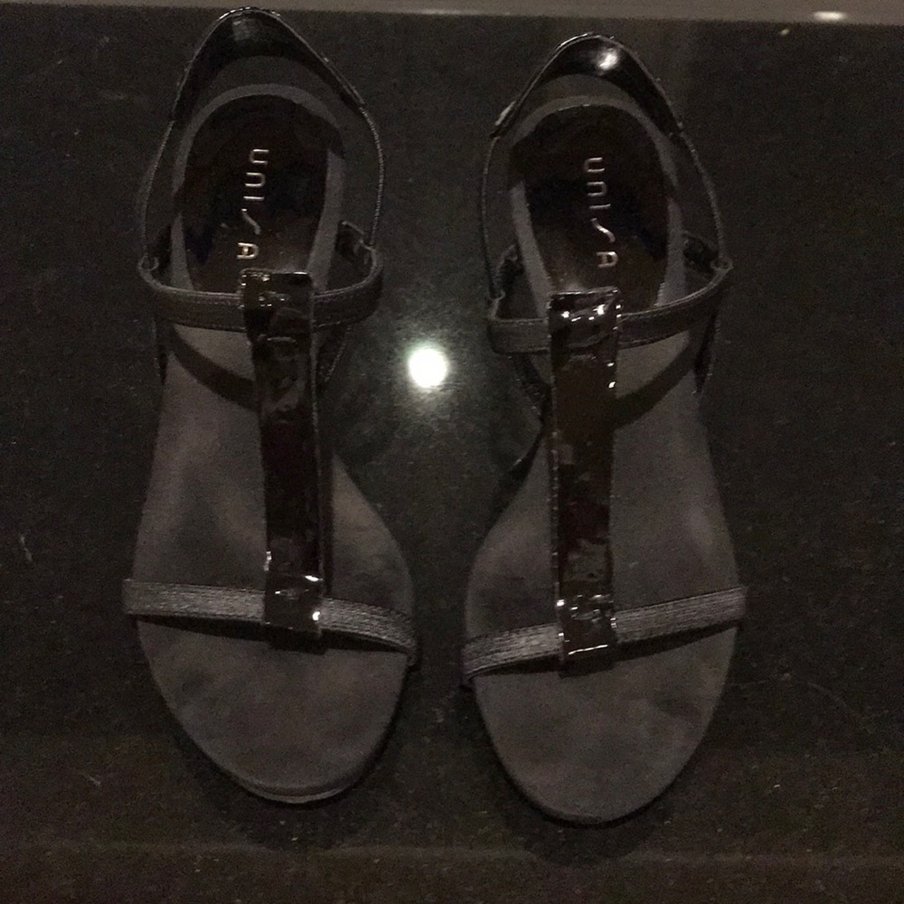 Unisa unjadane Sandals